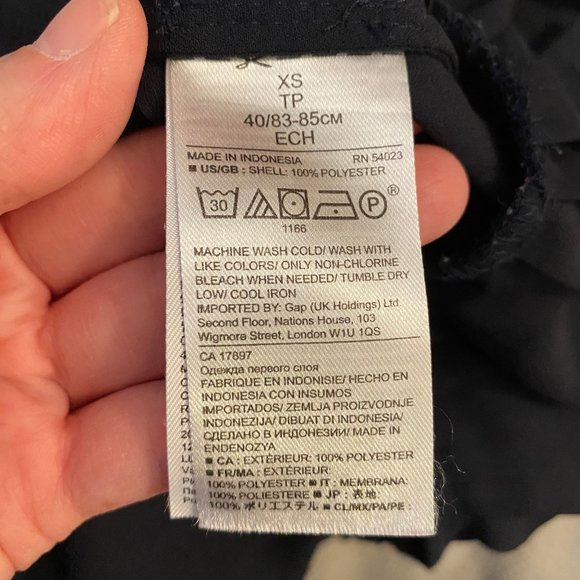 Banana Republic Black frilly blouse - Picture 4 of 4